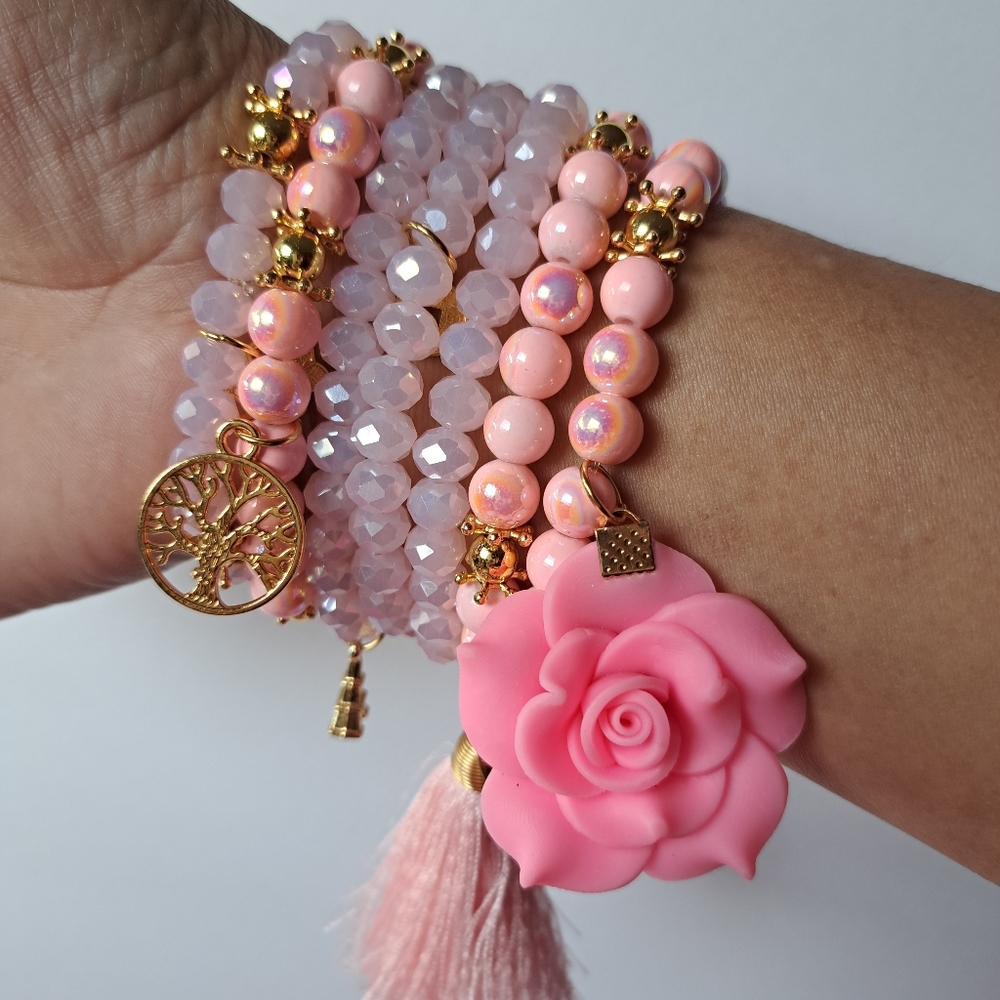 Pink bracelet weekly - Picture 2 of 2
